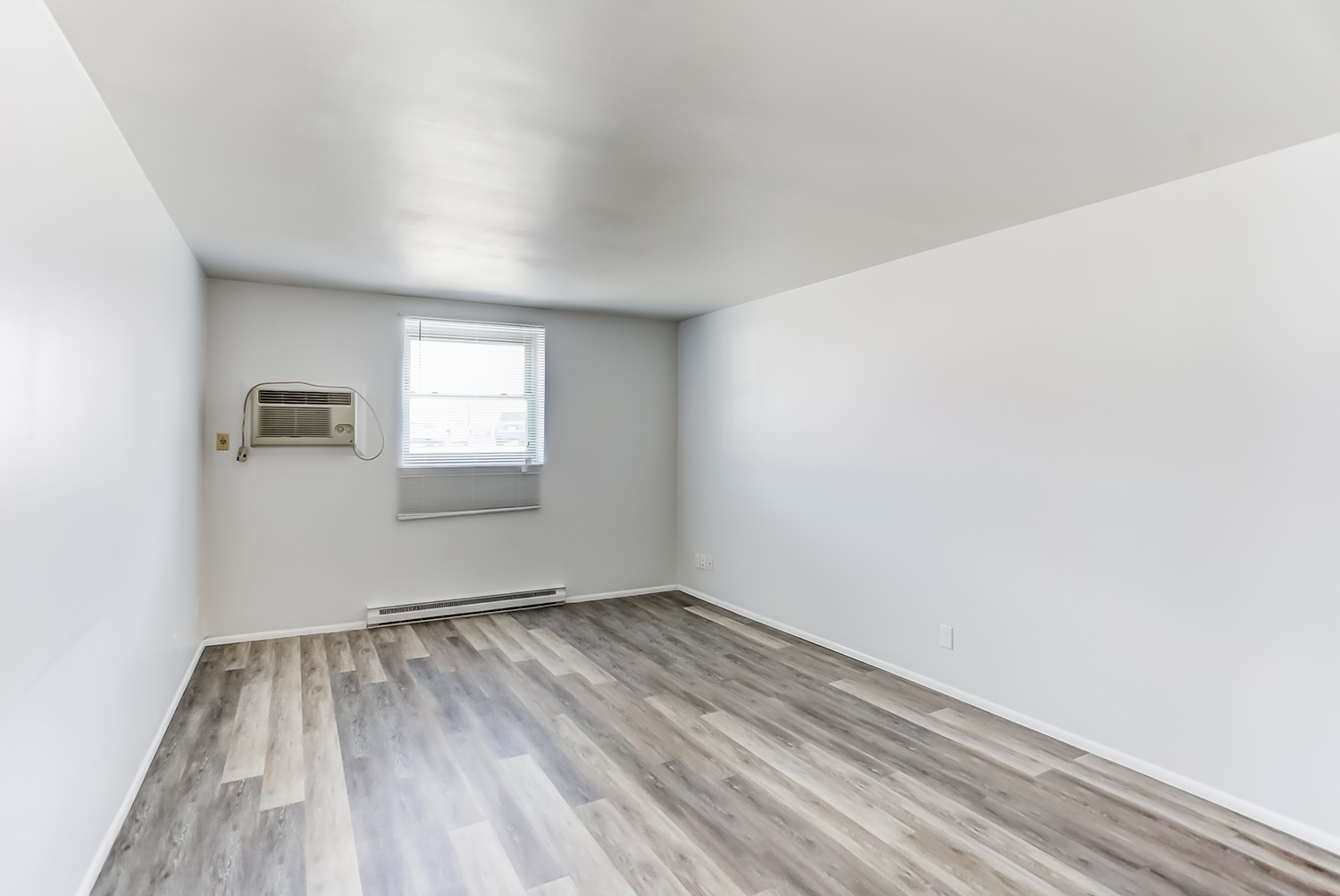 1212 Bellefontaine Avenue - 5